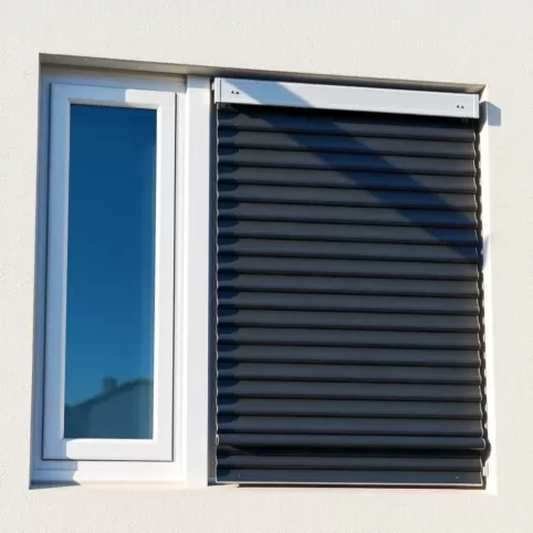 Czy rolety zewnętrzne chronią przed włamaniem