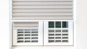 jakie rolety na okna z wywietrznikami